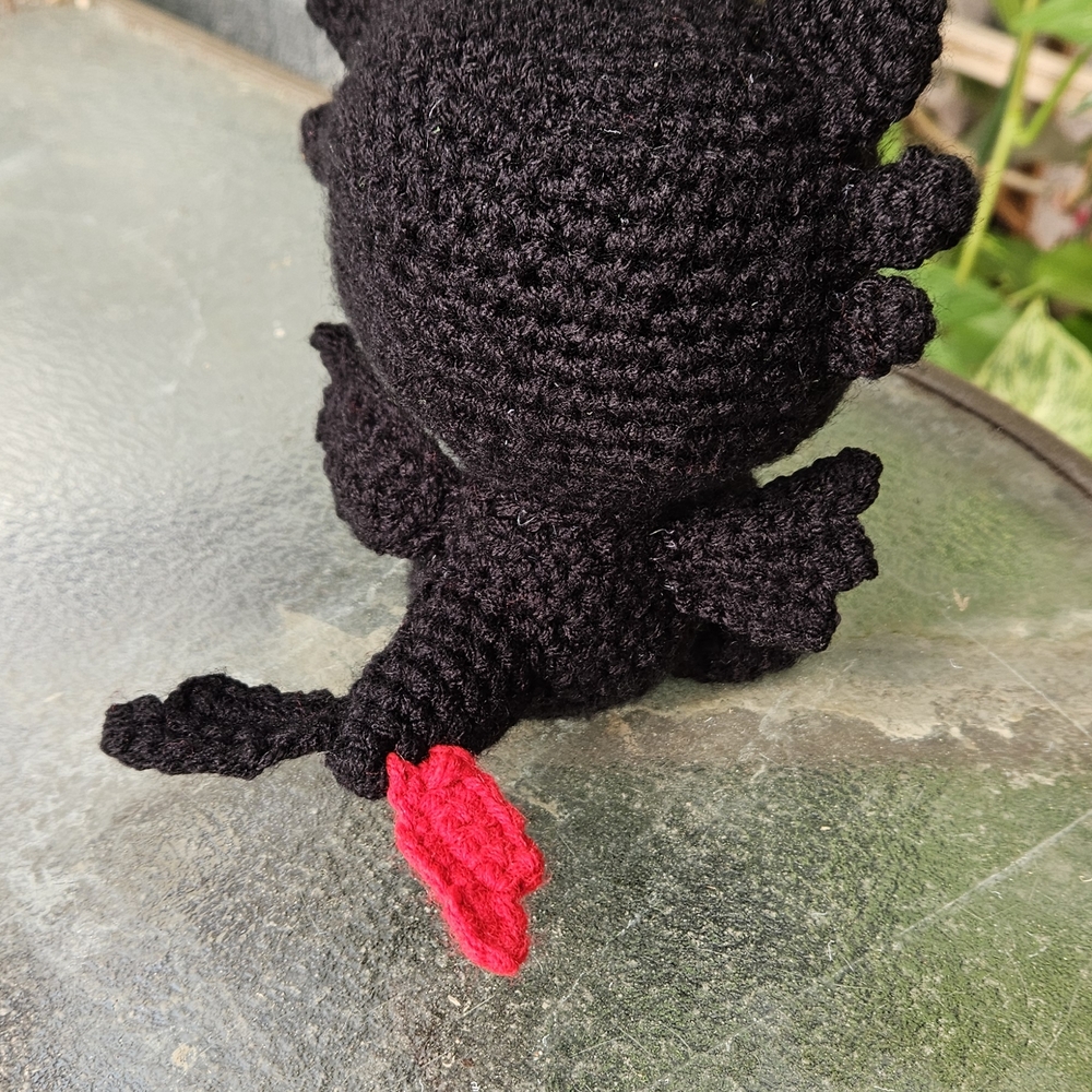 Toothless - Picture 4 of 4